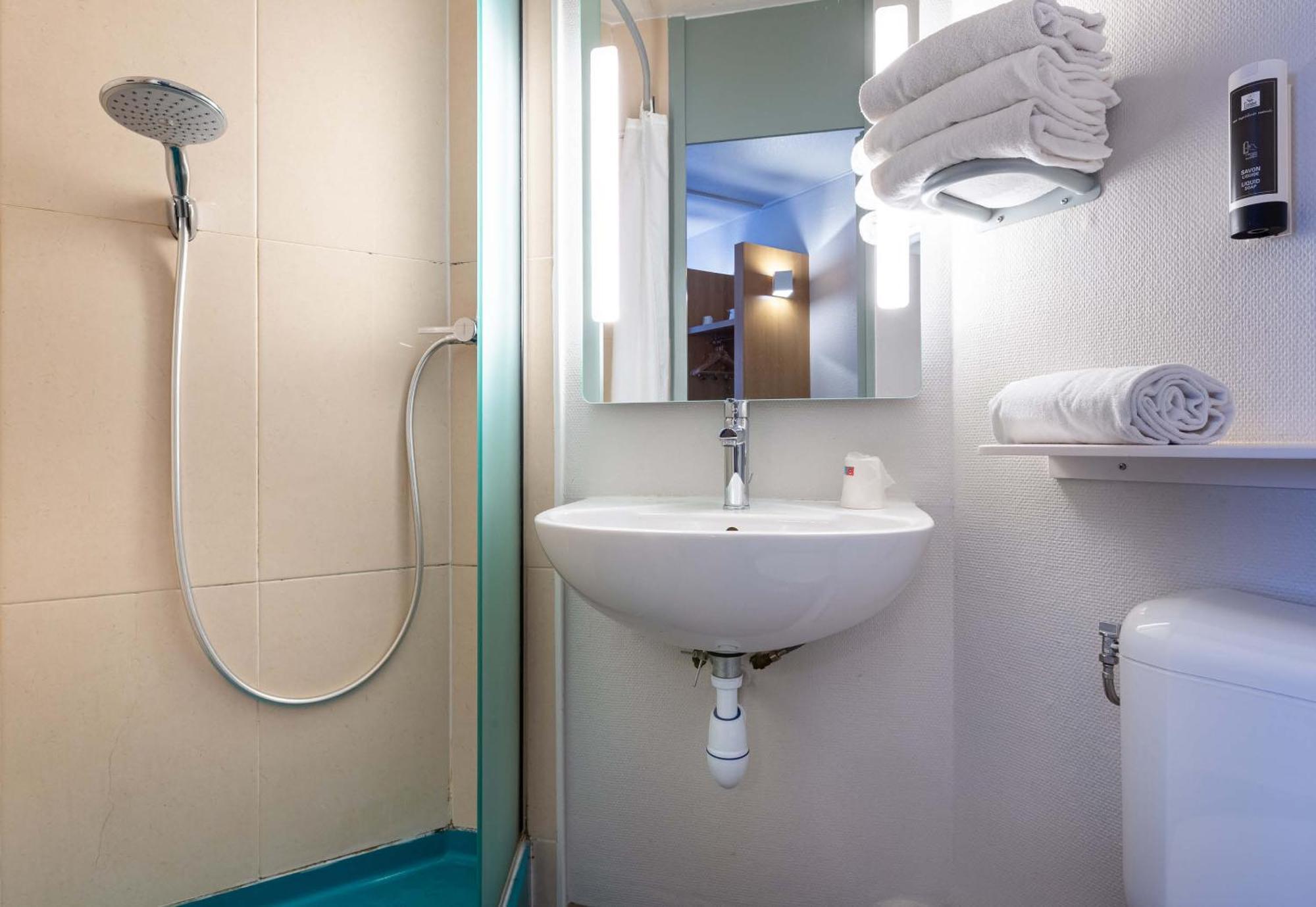 Hotel Le Coudray 2*